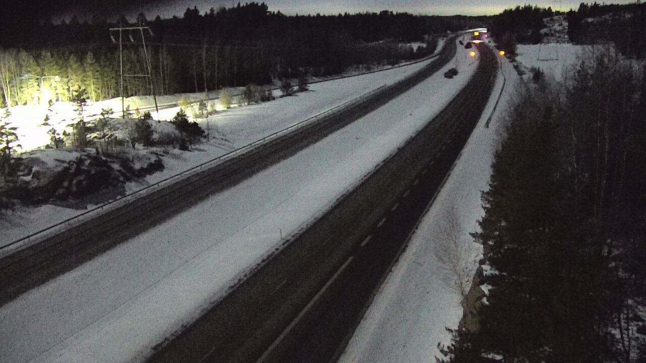 Weather Camera Image Väg 1 S:t Karins, Makarla, Kaarina, Varsinais-Suomi