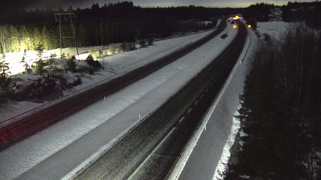 Weather Camera Image Väg 1 S:t Karins, Makarla, Kaarina, Varsinais-Suomi