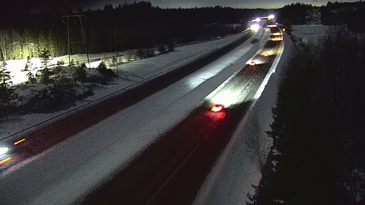 Weather Camera Image Väg 1 S:t Karins, Makarla, Kaarina, Varsinais-Suomi