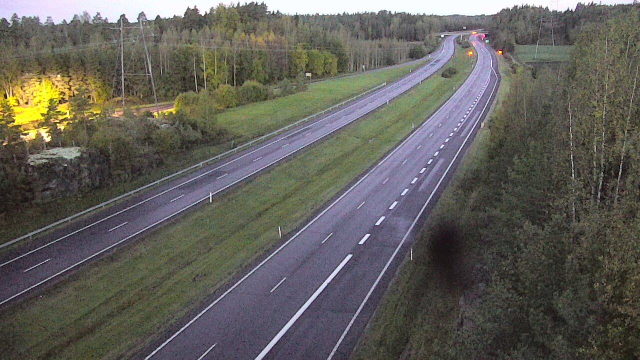 Weather Camera Image Väg 1 S:t Karins, Makarla, Kaarina, Varsinais-Suomi