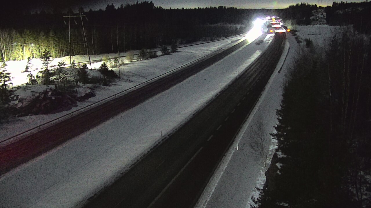 Weather Camera Image Väg 1 S:t Karins, Makarla, Kaarina, Varsinais-Suomi