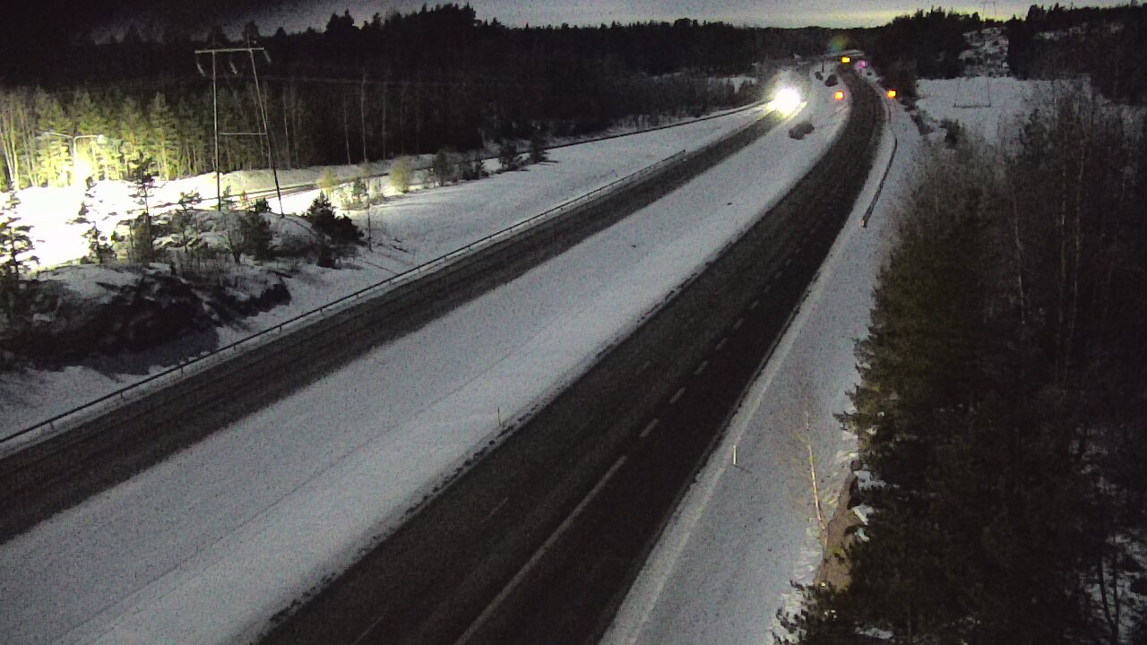 Weather Camera Image Väg 1 S:t Karins, Makarla, Kaarina, Varsinais-Suomi