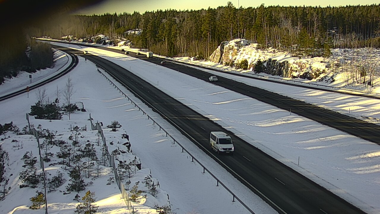Weather Camera Image Road 1 Paimio, Pitkäporras, Paimio, Varsinais-Suomi