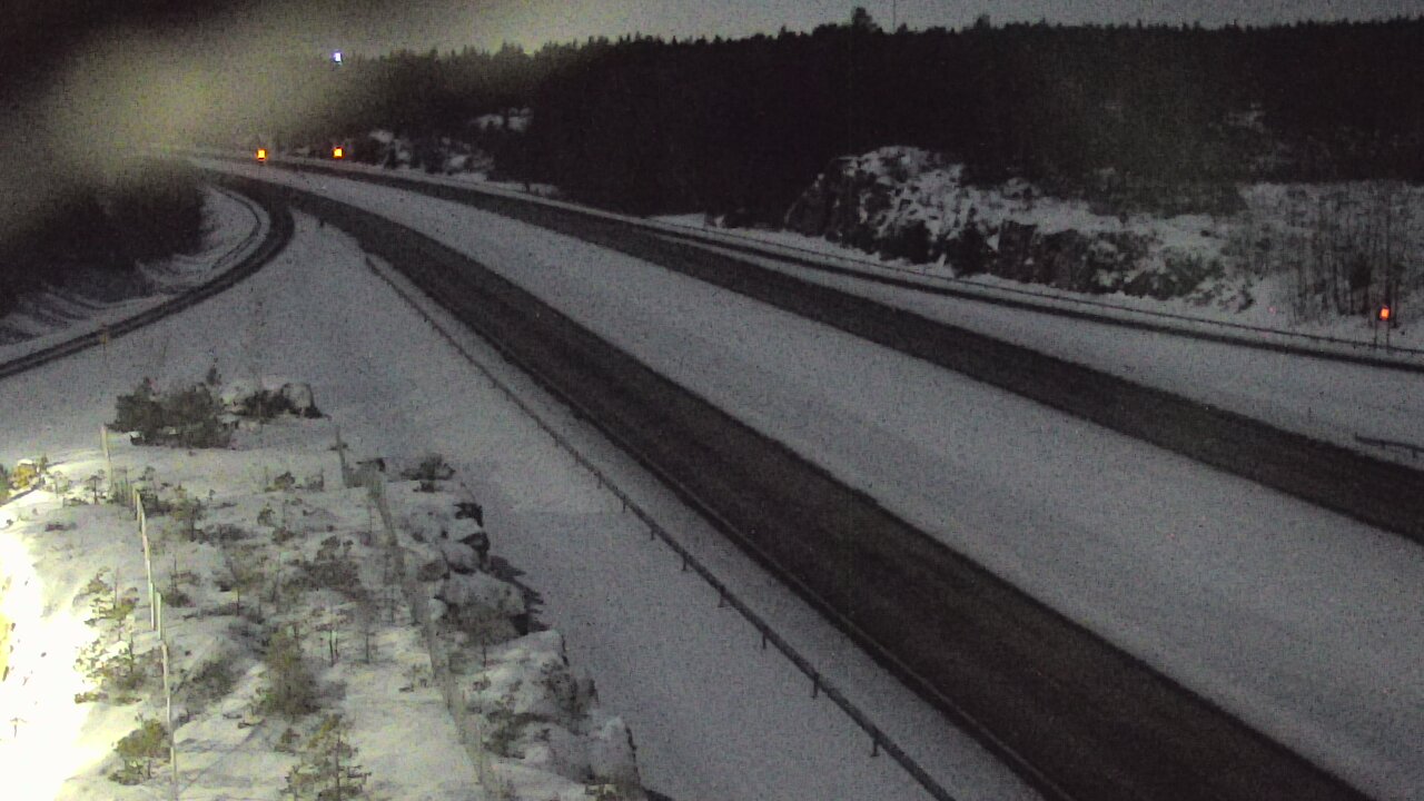 Kelikamerat Kuva Tie 1 Paimio, Pitkäporras, Paimio, Varsinais-Suomi