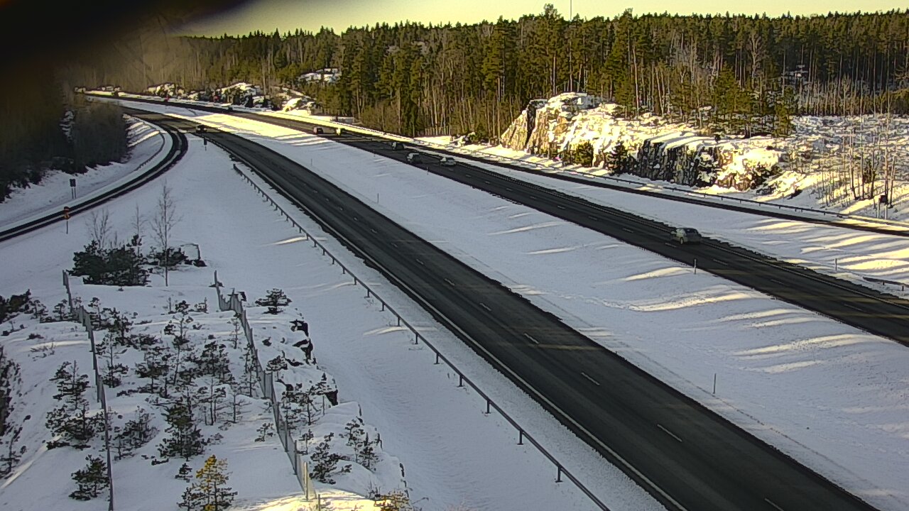 Weather Camera Image Road 1 Paimio, Pitkäporras, Paimio, Varsinais-Suomi