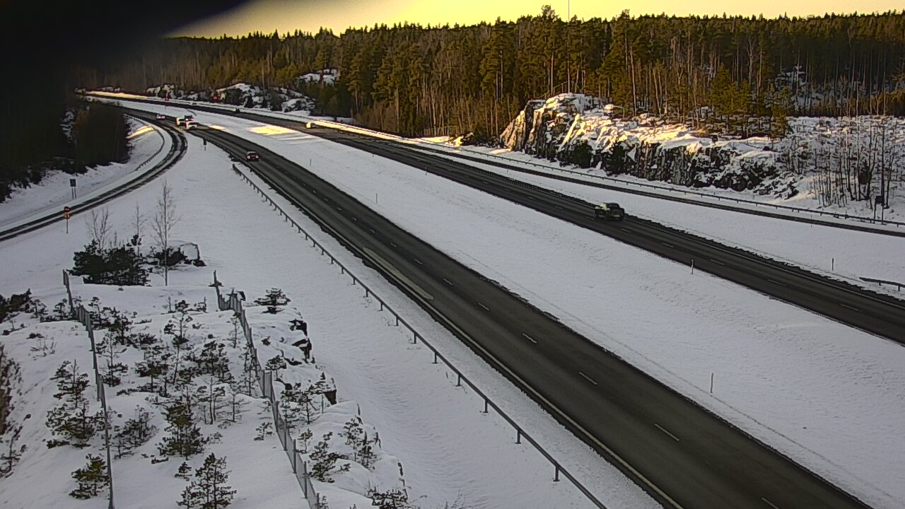 Kelikamerat Kuva Tie 1 Paimio, Pitkäporras, Paimio, Varsinais-Suomi