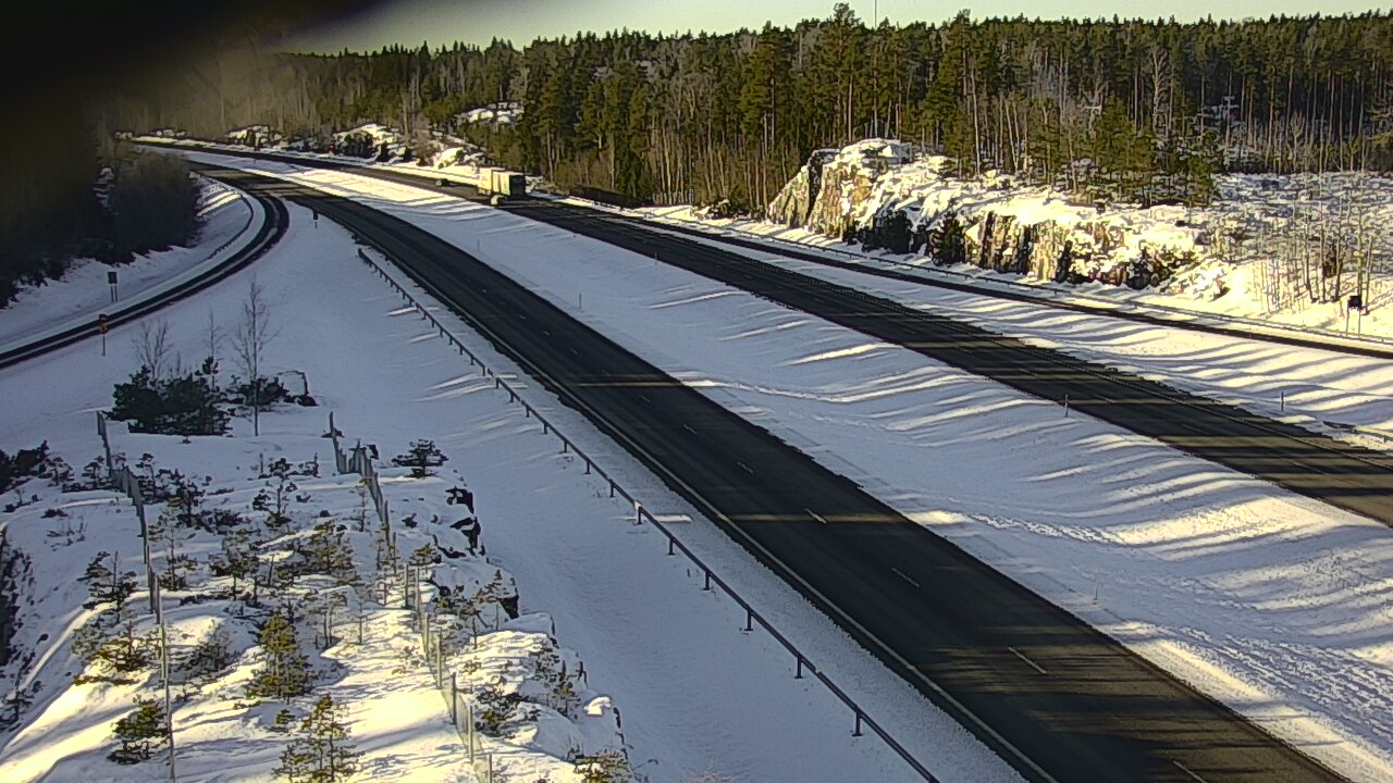 Weather Camera Image Road 1 Paimio, Pitkäporras, Paimio, Varsinais-Suomi