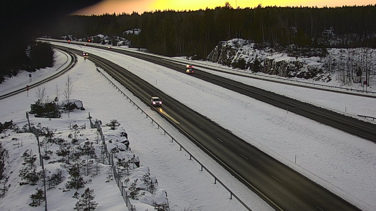 Kelikamerat Kuva Tie 1 Paimio, Pitkäporras, Paimio, Varsinais-Suomi