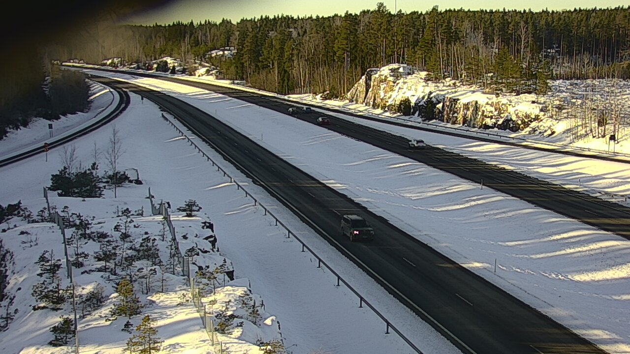 Weather Camera Image Road 1 Paimio, Pitkäporras, Paimio, Varsinais-Suomi