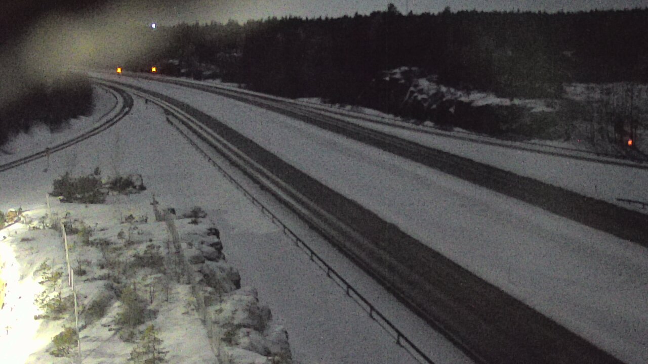 Kelikamerat Kuva Tie 1 Paimio, Pitkäporras, Paimio, Varsinais-Suomi