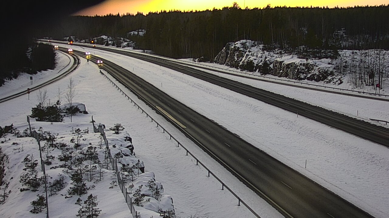 Kelikamerat Kuva Tie 1 Paimio, Pitkäporras, Paimio, Varsinais-Suomi