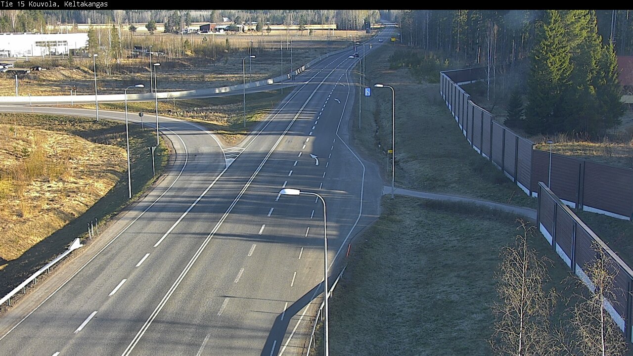 Weather Camera Image Väg 15 Kouvola, Keltakangas, Kouvola, Kymenlaakso