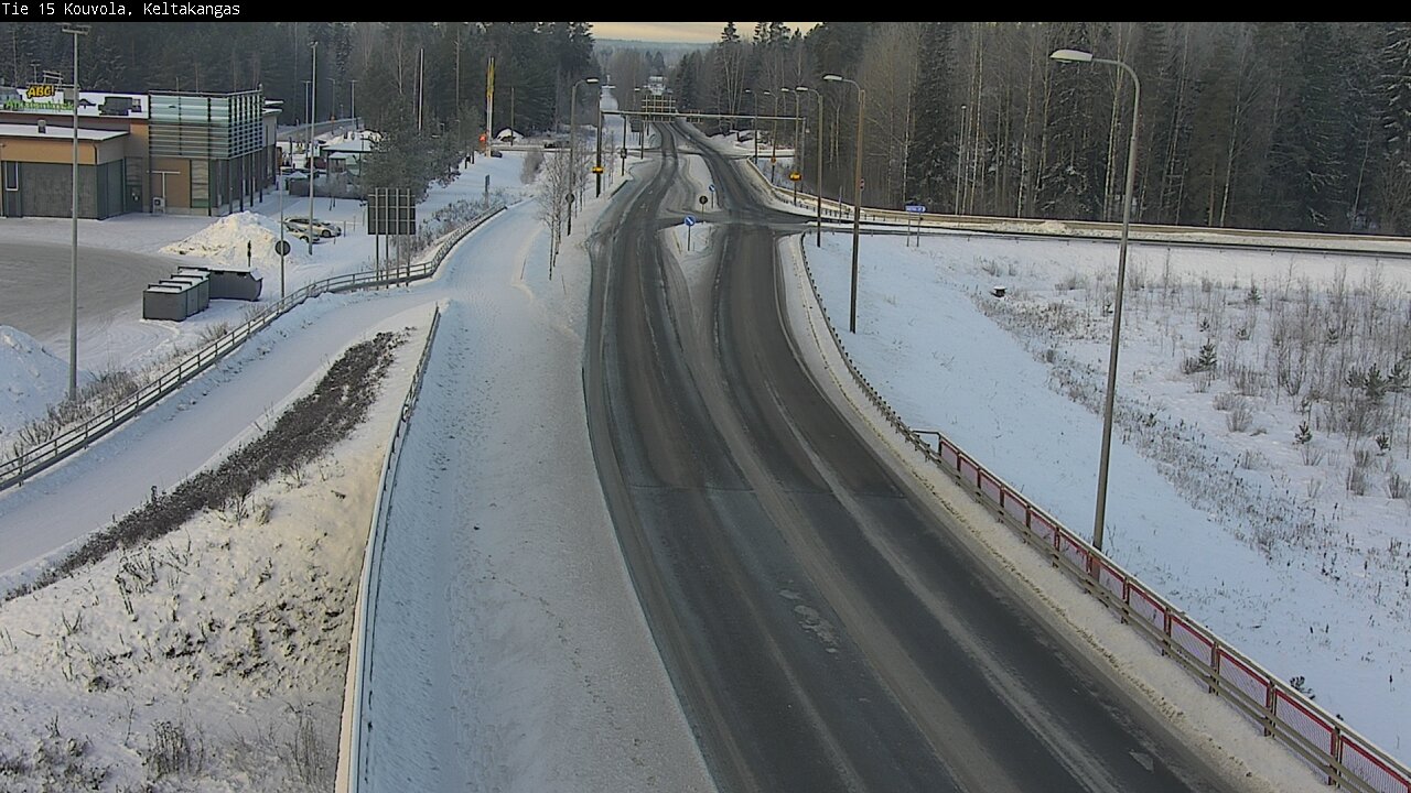 Weather Camera Image Väg 15 Kouvola, Keltakangas, Kouvola, Kymenlaakso