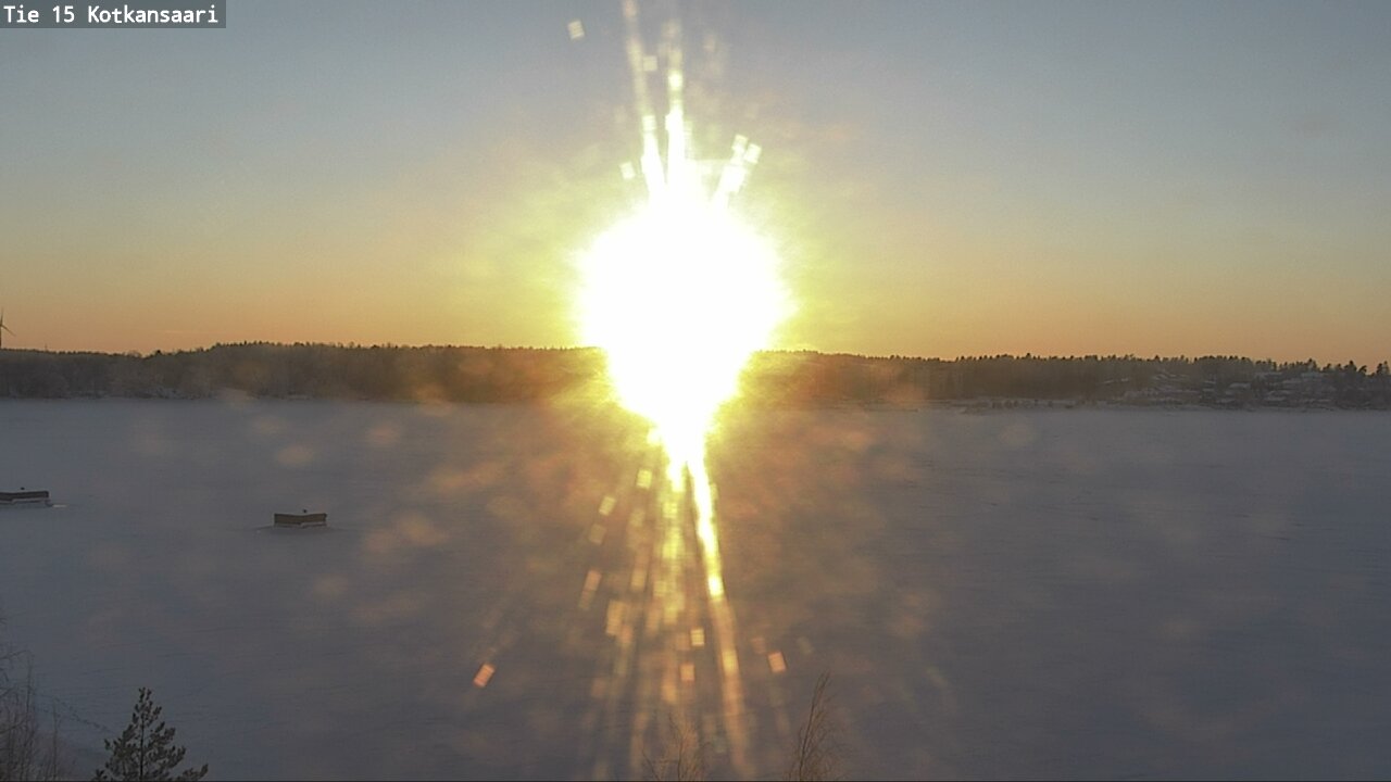 Weather Camera Image Väg 15 Kotka, Kotkansaari, Kotka, Kymenlaakso