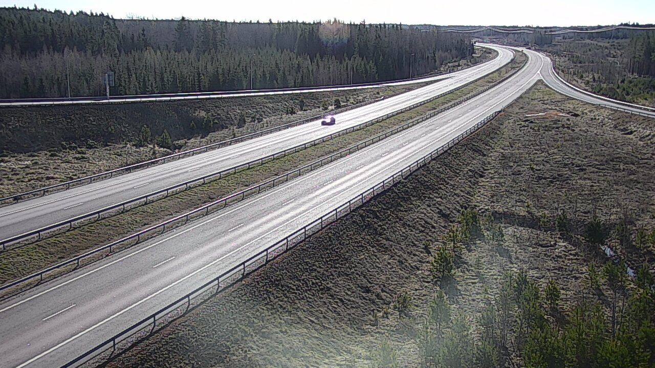 Weather Camera Image Väg 7 Fredrikshamn, Lelu, Hamina, Kymenlaakso