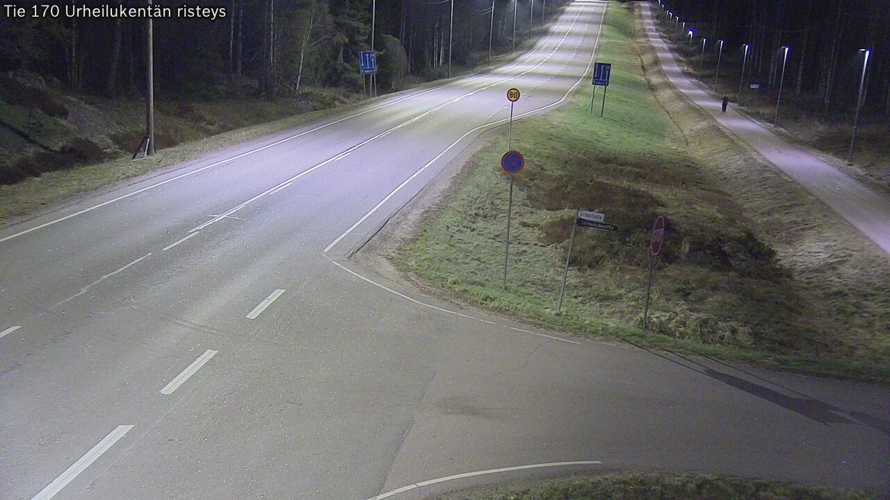 Weather Camera Image Väg 170 Vederlax Idrottsplatsen korsnin, Virolahti, Kymenlaakso