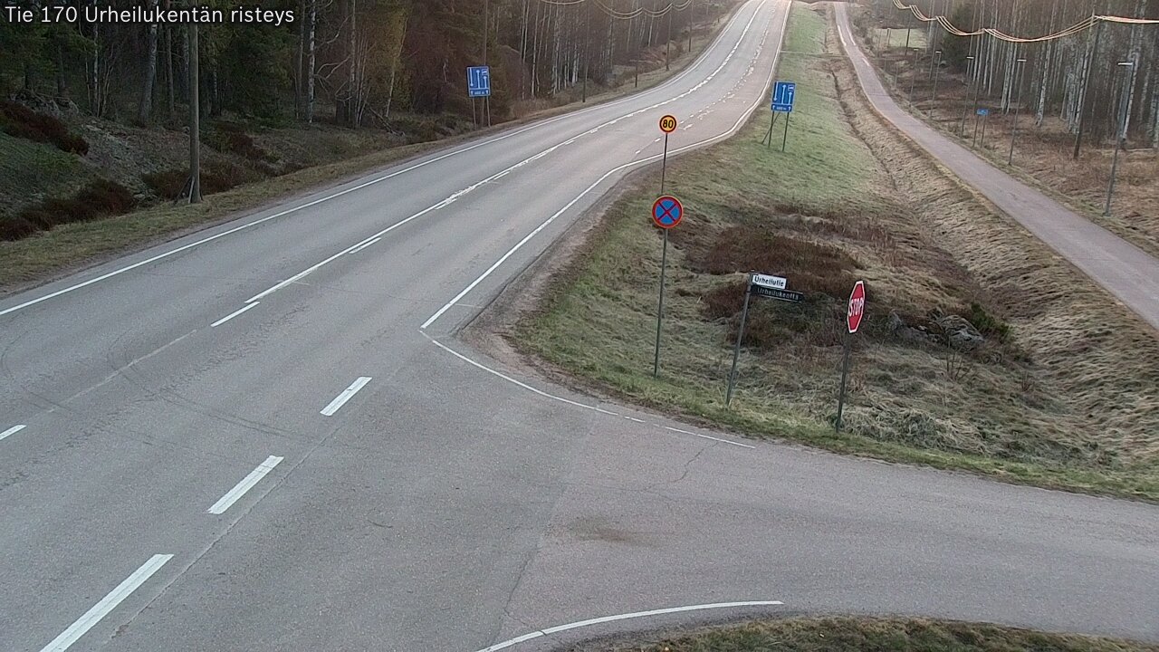 Weather Camera Image Road 170 Virolahti Sports field crossing, Virolahti, Kymenlaakso