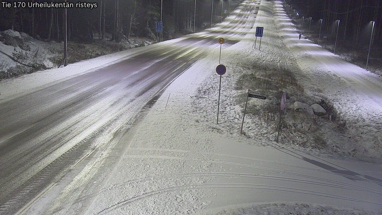 Weather Camera Image Väg 170 Vederlax Idrottsplatsen korsnin, Virolahti, Kymenlaakso