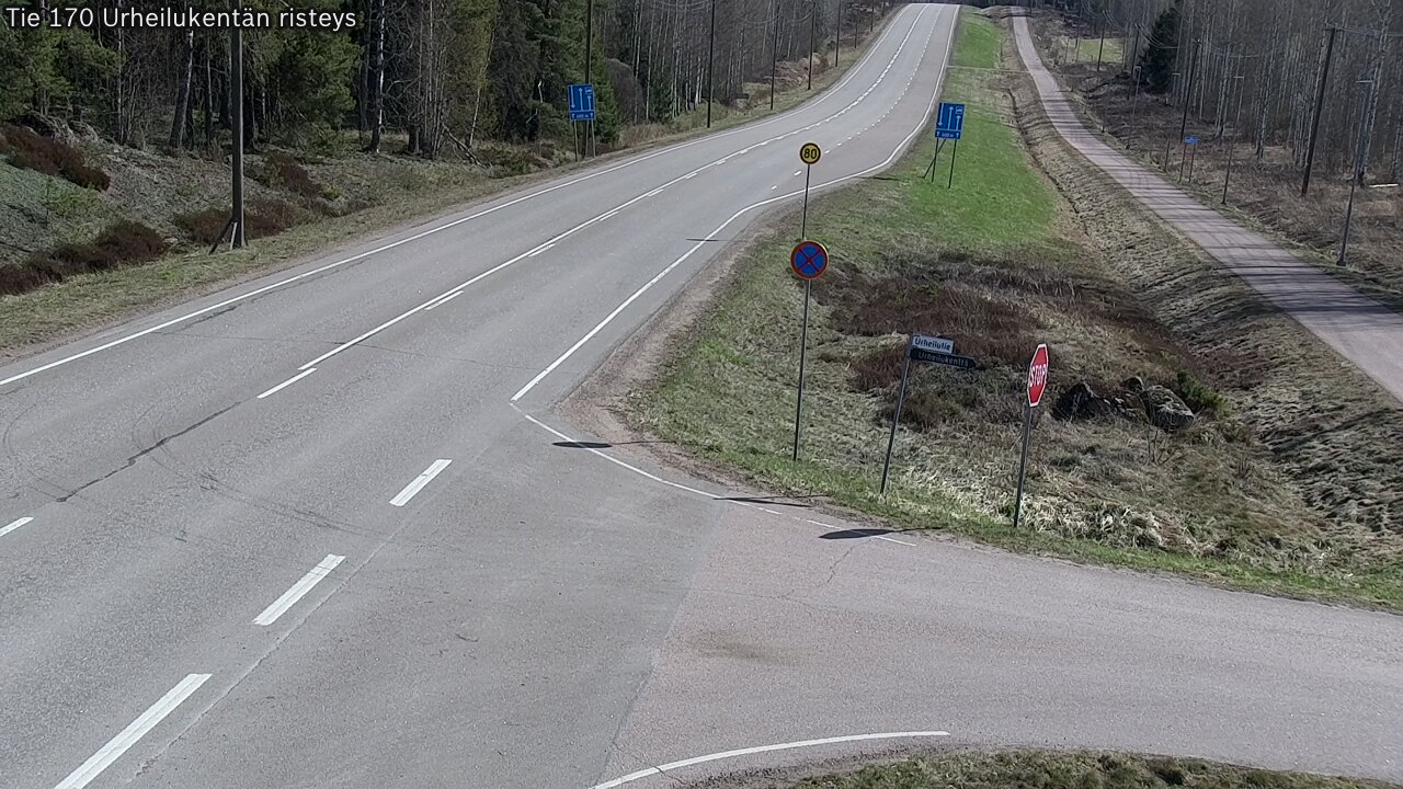 Weather Camera Image Väg 170 Vederlax Idrottsplatsen korsnin, Virolahti, Kymenlaakso