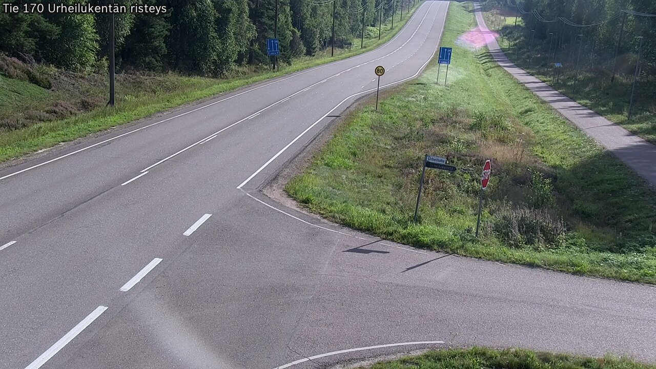 Weather Camera Image Väg 170 Vederlax Idrottsplatsen korsnin, Virolahti, Kymenlaakso