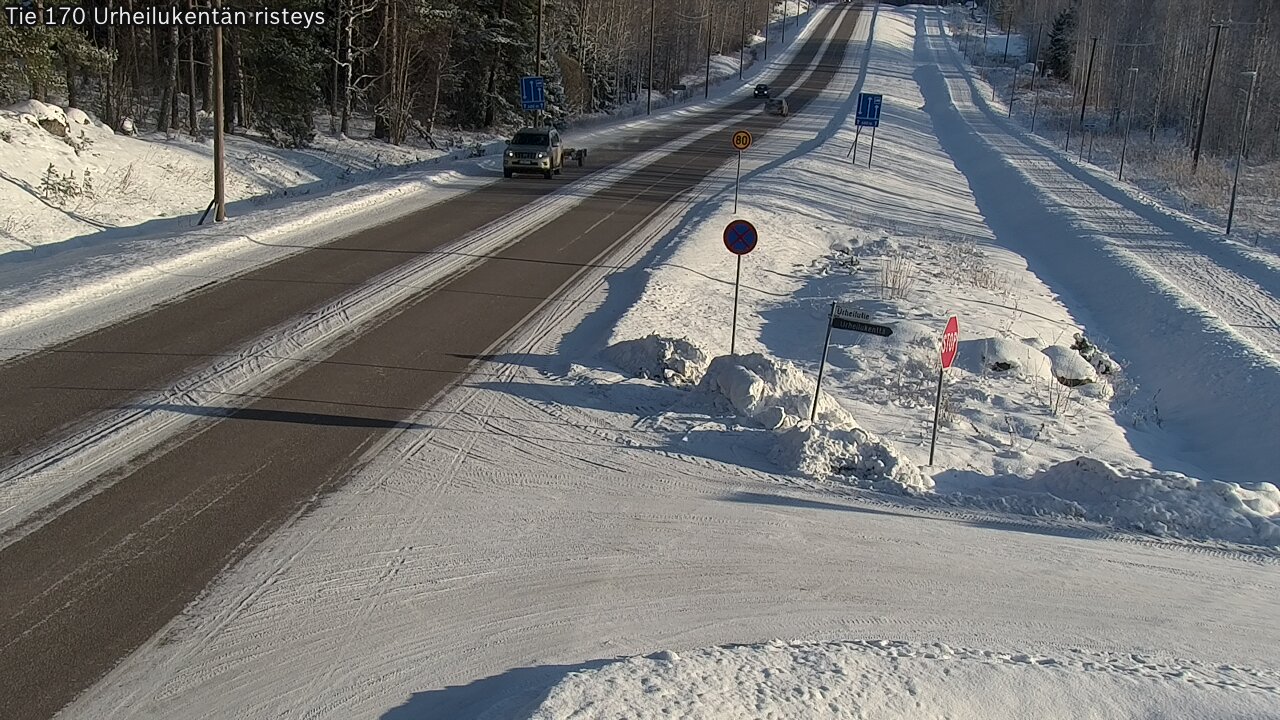 Weather Camera Image Road 170 Virolahti Sports field crossing, Virolahti, Kymenlaakso