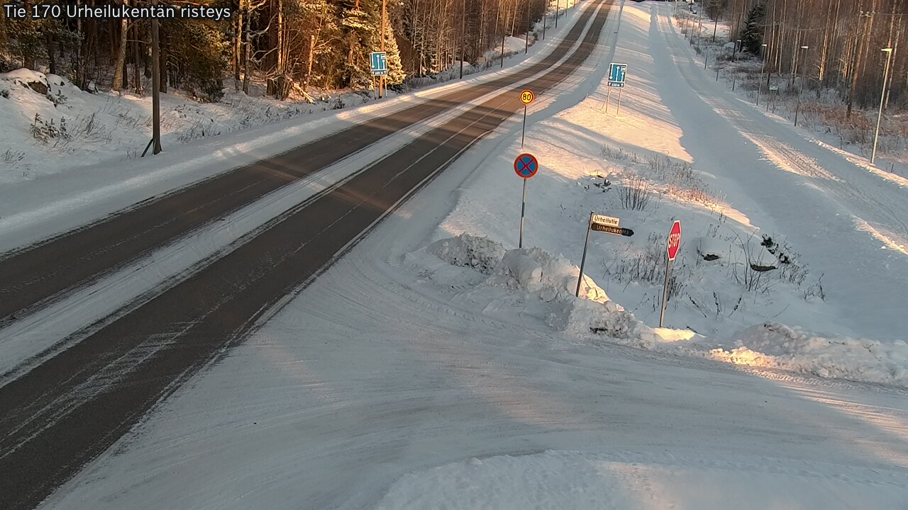 Kelikamerat Kuva Tie 170 Virolahti Urheilukentän risteys, Virolahti, Kymenlaakso