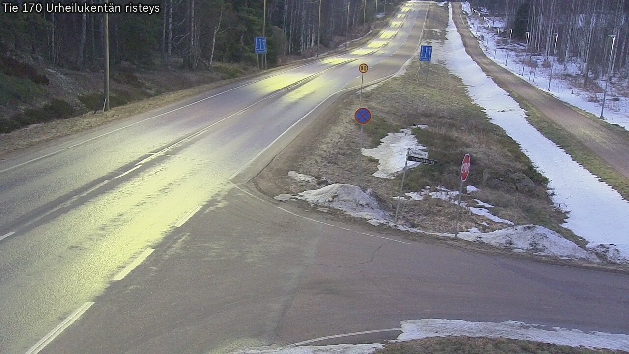 Kelikamerat Kuva Tie 170 Virolahti Urheilukentän risteys, Virolahti, Kymenlaakso