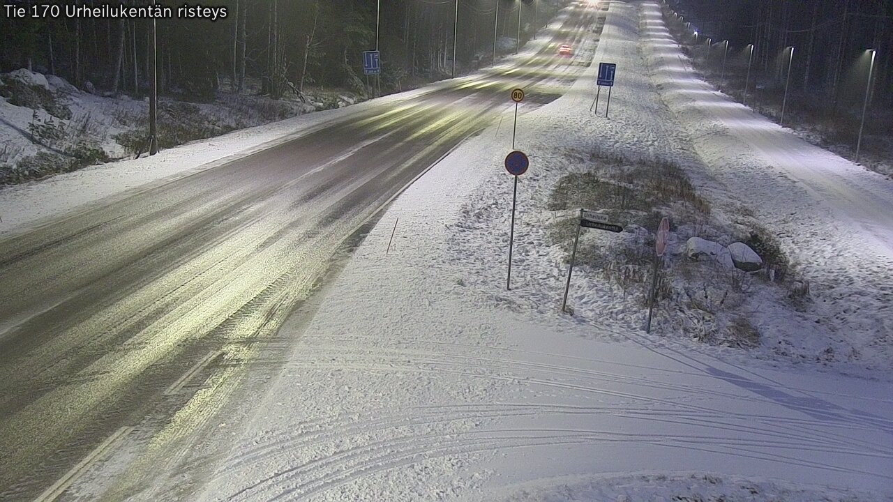 Weather Camera Image Väg 170 Vederlax Idrottsplatsen korsnin, Virolahti, Kymenlaakso