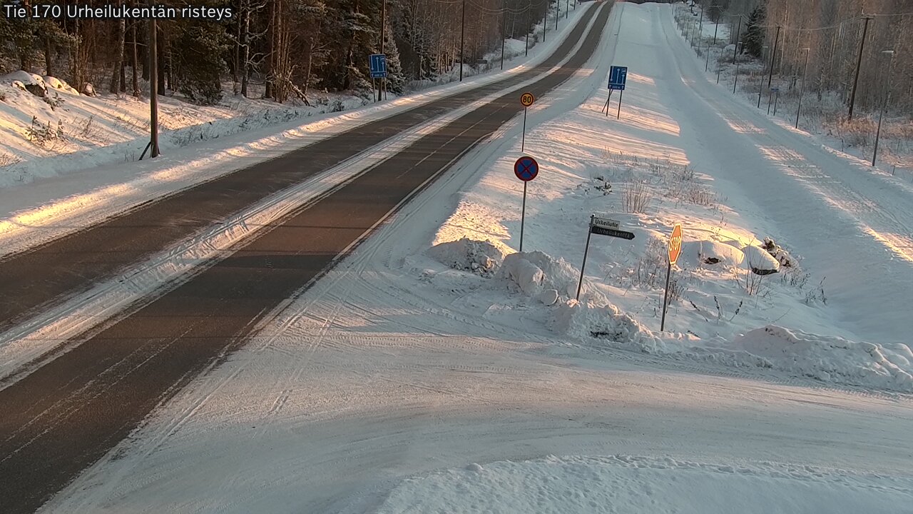 Kelikamerat Kuva Tie 170 Virolahti Urheilukentän risteys, Virolahti, Kymenlaakso