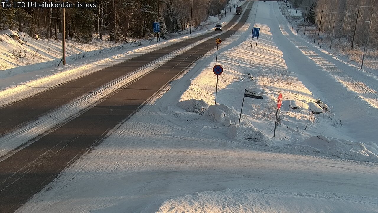 Kelikamerat Kuva Tie 170 Virolahti Urheilukentän risteys, Virolahti, Kymenlaakso