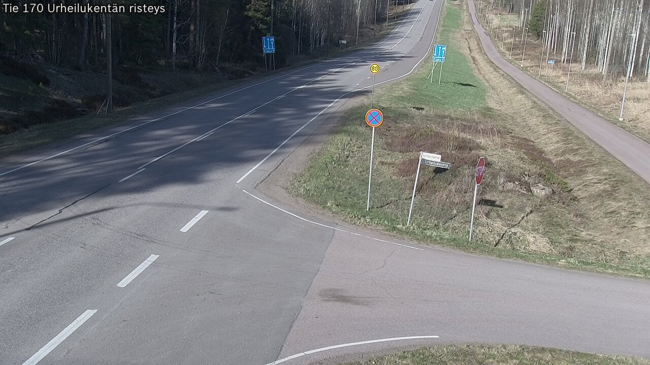 Weather Camera Image Väg 170 Vederlax Idrottsplatsen korsnin, Virolahti, Kymenlaakso