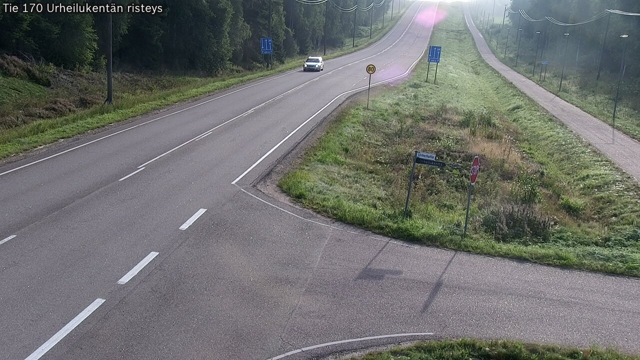Weather Camera Image Väg 170 Vederlax Idrottsplatsen korsnin, Virolahti, Kymenlaakso