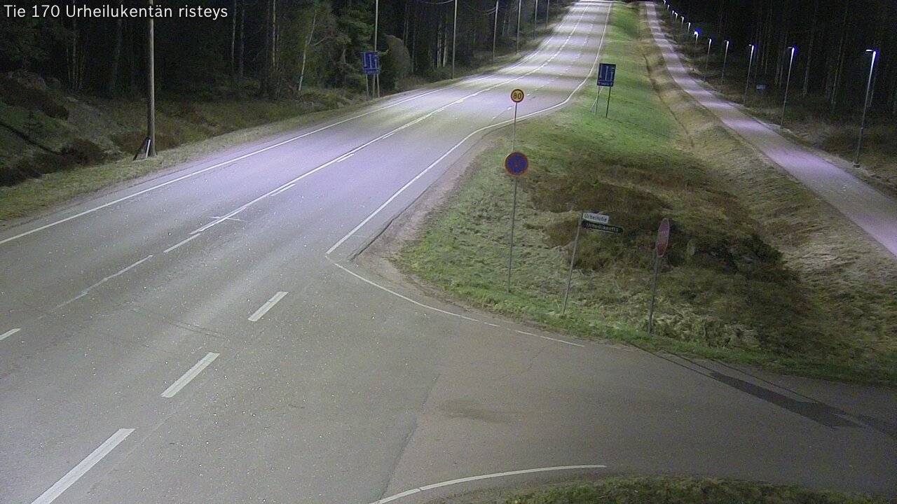 Weather Camera Image Väg 170 Vederlax Idrottsplatsen korsnin, Virolahti, Kymenlaakso