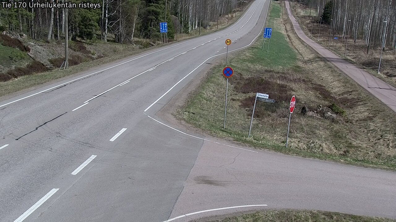 Weather Camera Image Väg 170 Vederlax Idrottsplatsen korsnin, Virolahti, Kymenlaakso
