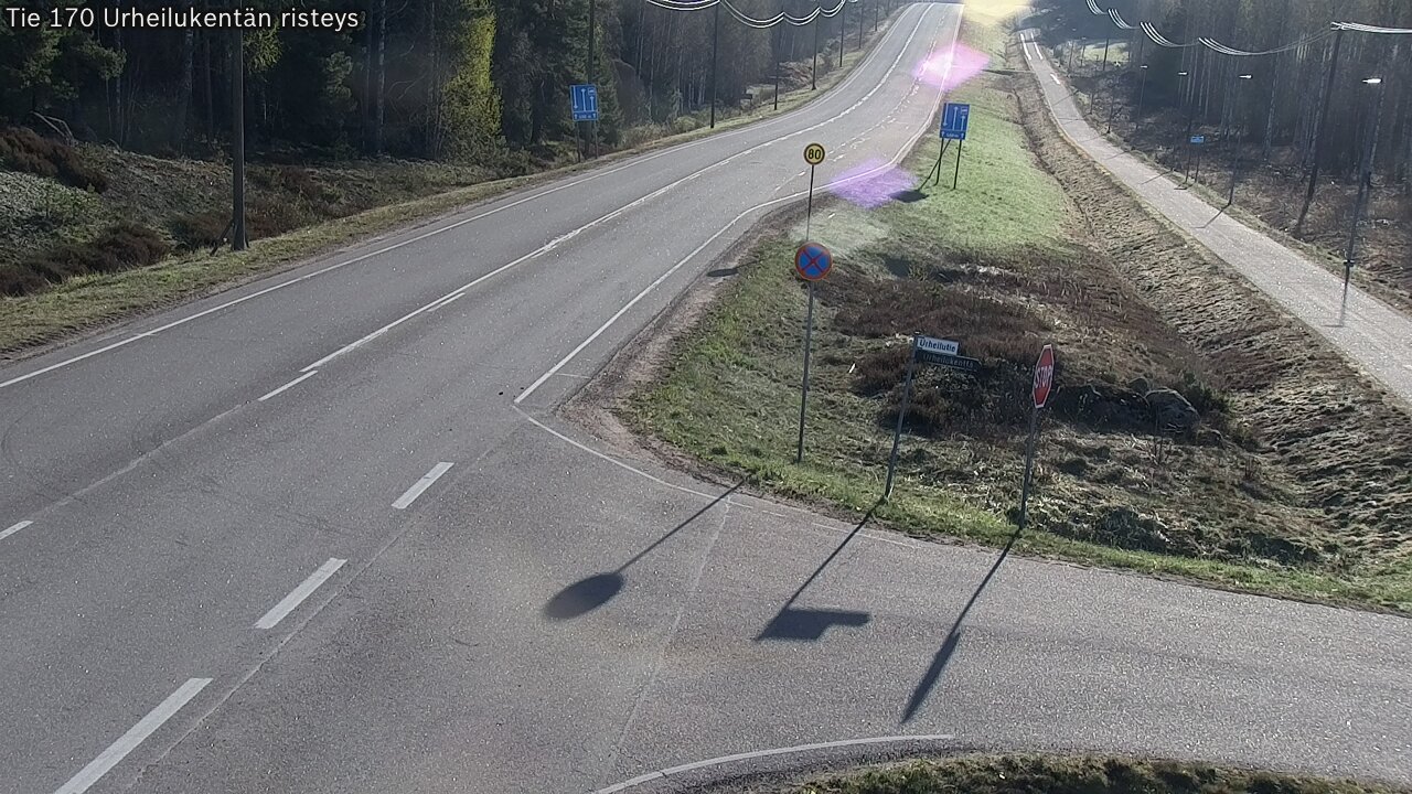 Weather Camera Image Väg 170 Vederlax Idrottsplatsen korsnin, Virolahti, Kymenlaakso
