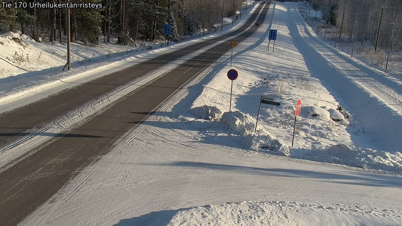 Weather Camera Image Road 170 Virolahti Sports field crossing, Virolahti, Kymenlaakso