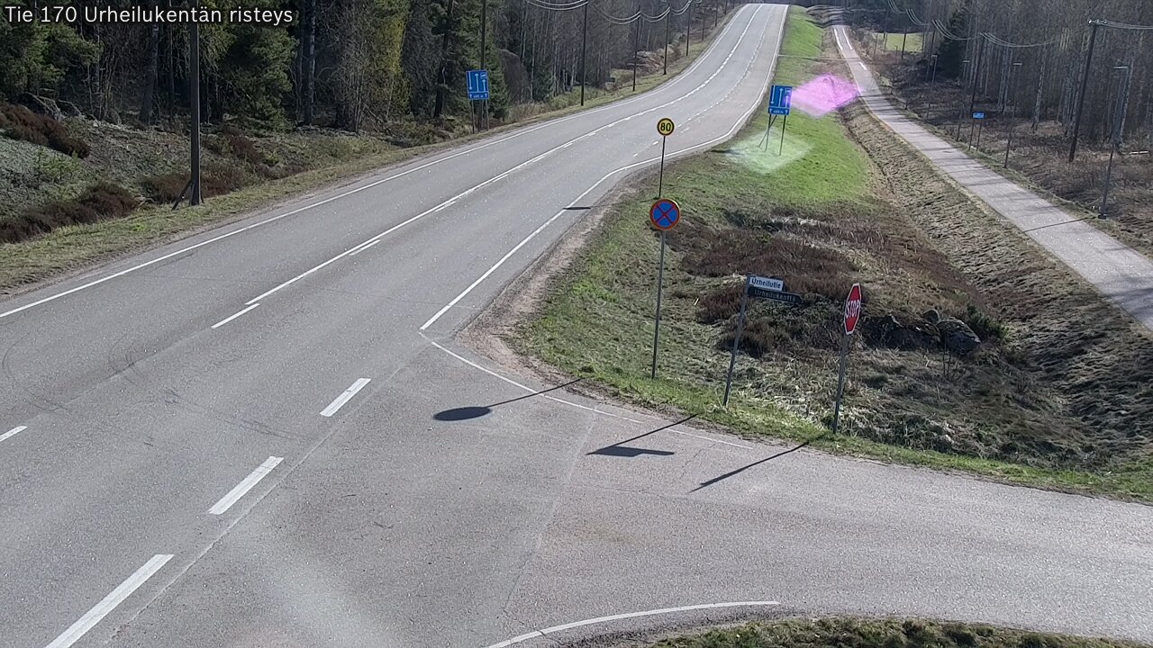 Weather Camera Image Väg 170 Vederlax Idrottsplatsen korsnin, Virolahti, Kymenlaakso
