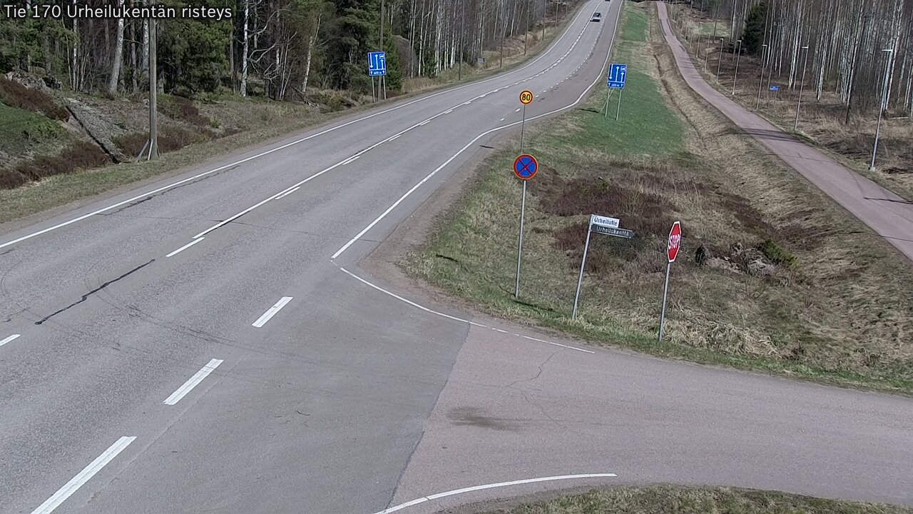 Weather Camera Image Väg 170 Vederlax Idrottsplatsen korsnin, Virolahti, Kymenlaakso