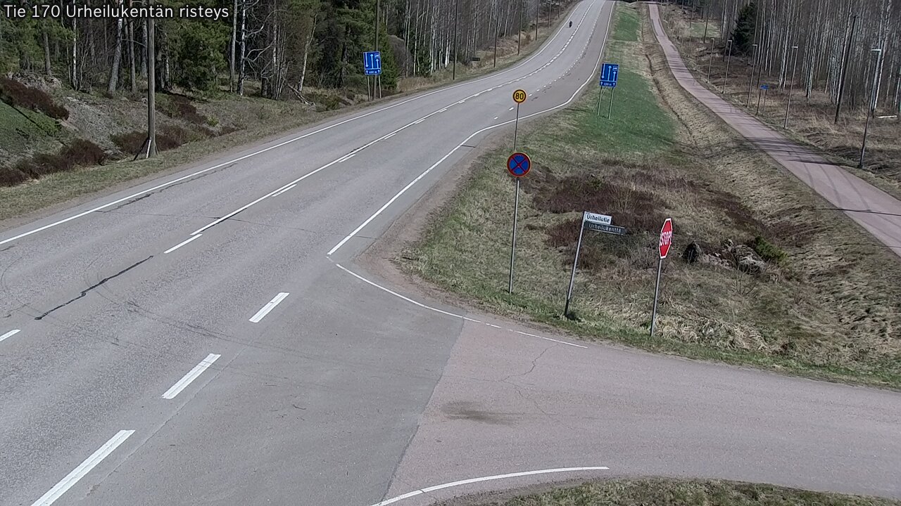 Weather Camera Image Väg 170 Vederlax Idrottsplatsen korsnin, Virolahti, Kymenlaakso