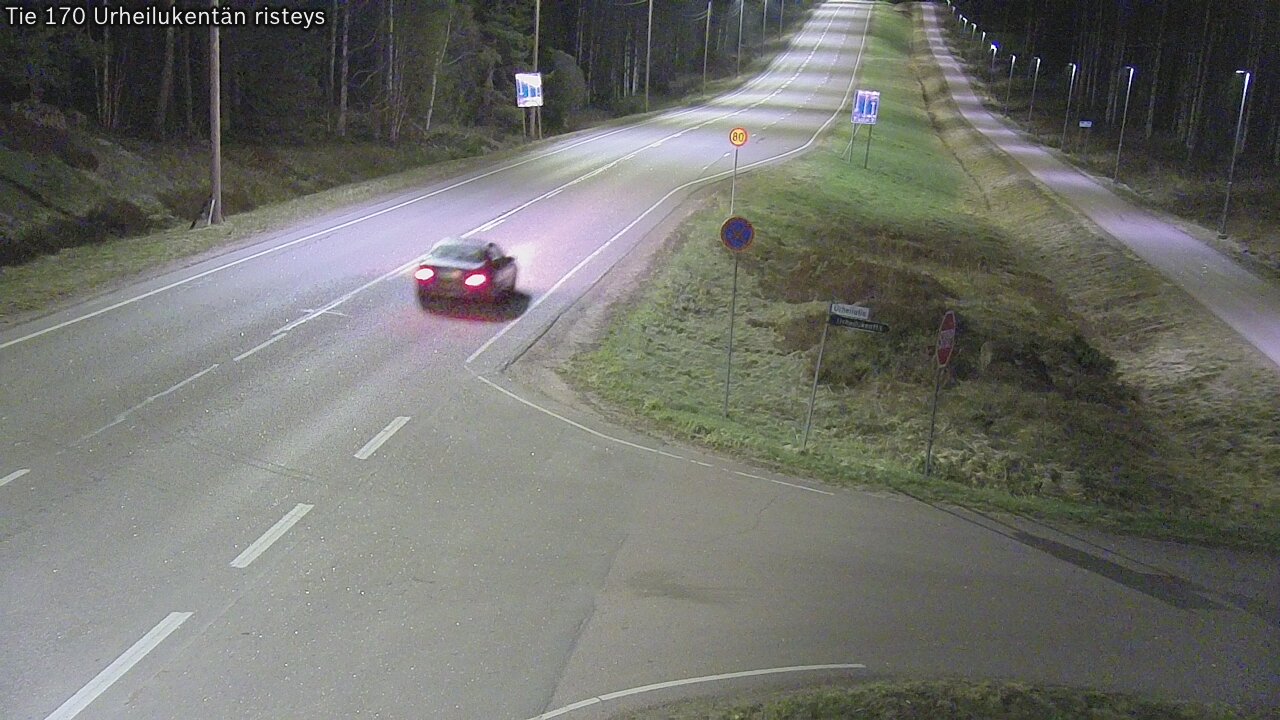 Weather Camera Image Väg 170 Vederlax Idrottsplatsen korsnin, Virolahti, Kymenlaakso