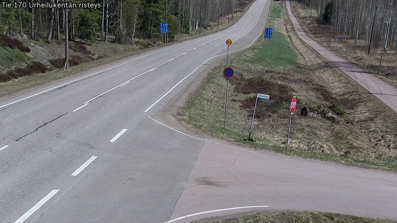 Weather Camera Image Väg 170 Vederlax Idrottsplatsen korsnin, Virolahti, Kymenlaakso