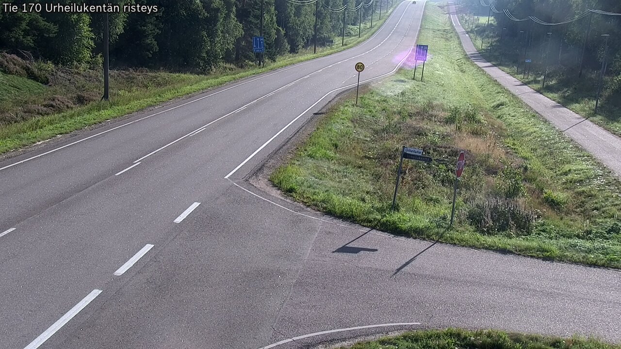 Weather Camera Image Väg 170 Vederlax Idrottsplatsen korsnin, Virolahti, Kymenlaakso
