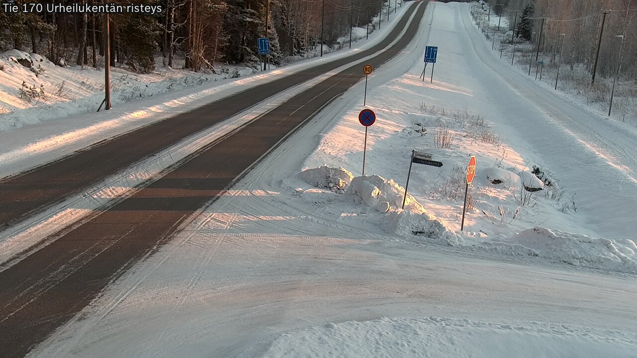 Kelikamerat Kuva Tie 170 Virolahti Urheilukentän risteys, Virolahti, Kymenlaakso
