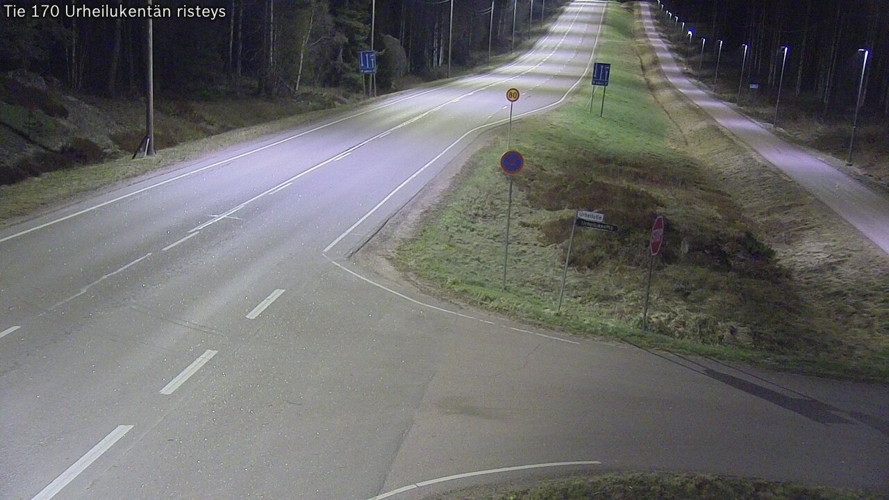 Weather Camera Image Road 170 Virolahti Sports field crossing, Virolahti, Kymenlaakso
