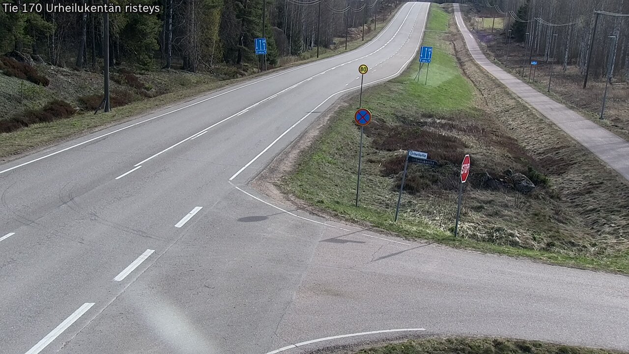 Weather Camera Image Väg 170 Vederlax Idrottsplatsen korsnin, Virolahti, Kymenlaakso