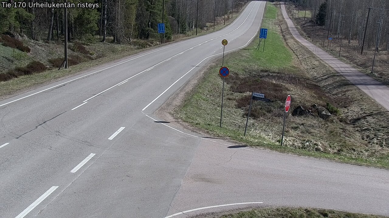 Weather Camera Image Väg 170 Vederlax Idrottsplatsen korsnin, Virolahti, Kymenlaakso