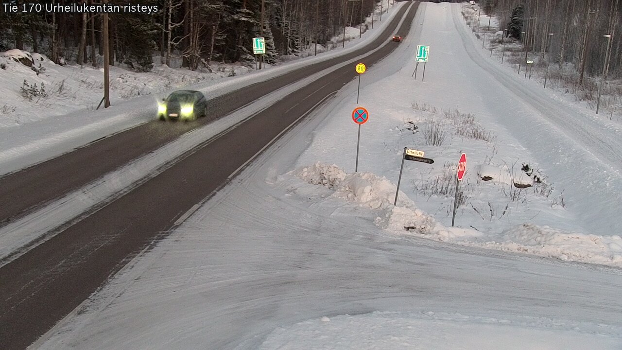 Weather Camera Image Road 170 Virolahti Sports field crossing, Virolahti, Kymenlaakso