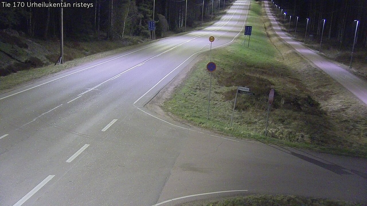 Weather Camera Image Väg 170 Vederlax Idrottsplatsen korsnin, Virolahti, Kymenlaakso