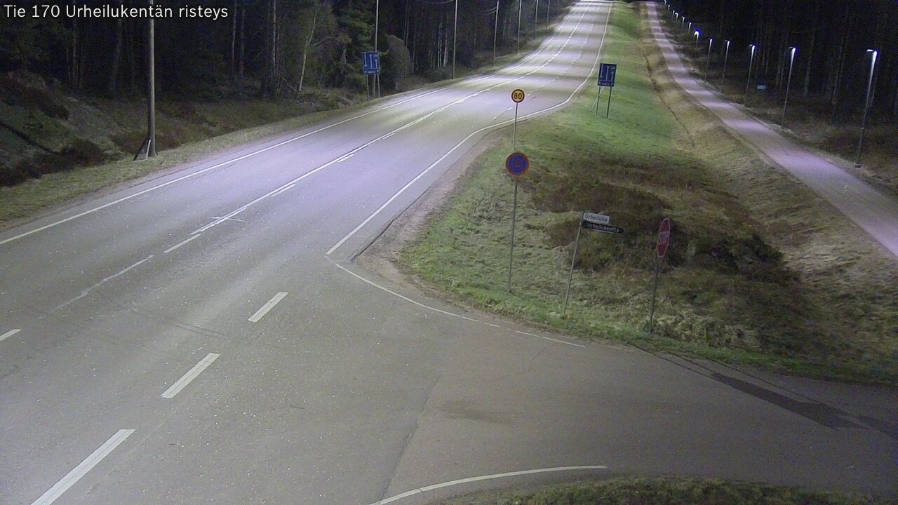 Weather Camera Image Väg 170 Vederlax Idrottsplatsen korsnin, Virolahti, Kymenlaakso