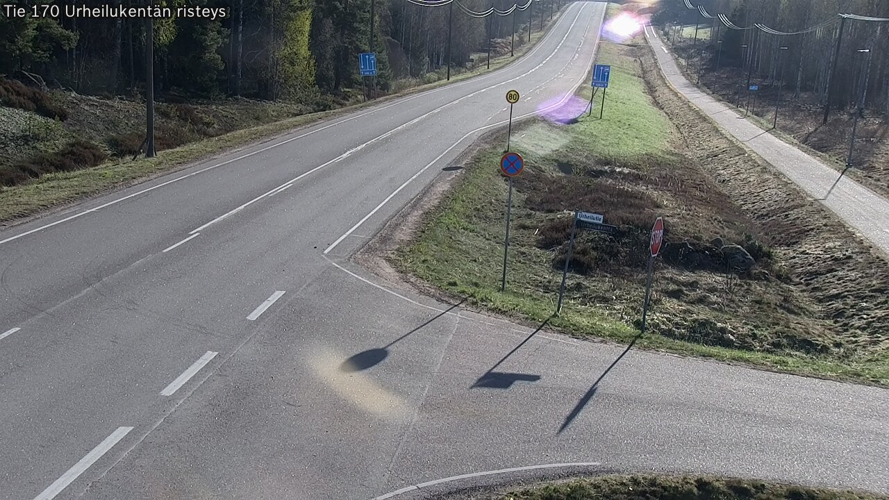 Weather Camera Image Väg 170 Vederlax Idrottsplatsen korsnin, Virolahti, Kymenlaakso